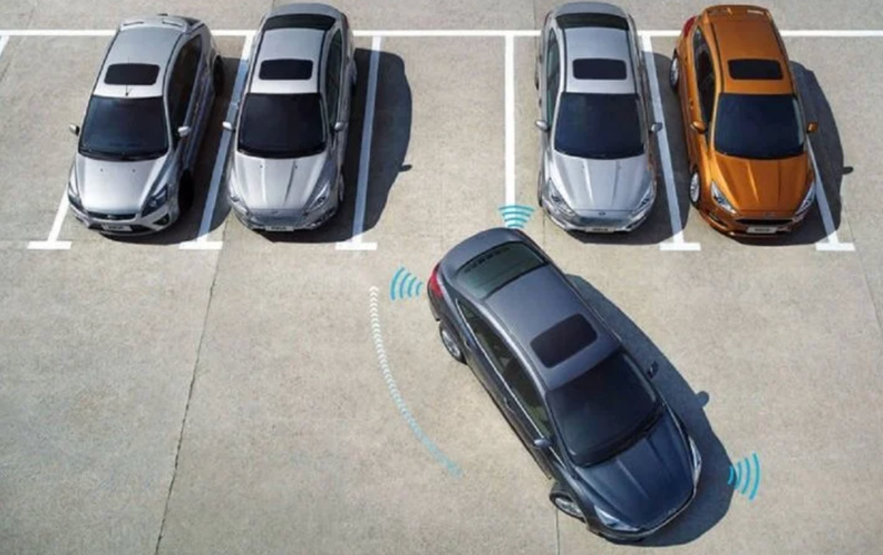 Công nghệ đỗ xe tự động trên ô tô có đáng tin?