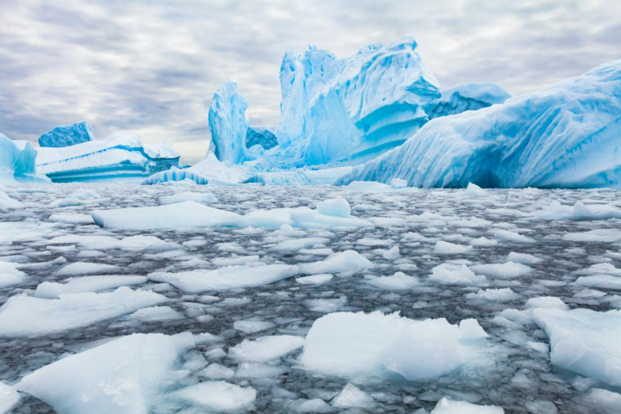 ‘Lớp băng tưởng như bất khả xâm phạm ở Nam Cực đang tan chảy từ bên dưới’