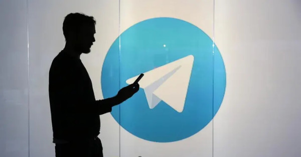 Apple gỡ bỏ ứng dụng nhắn tin Telegram và WhatsApp tại Trung Quốc