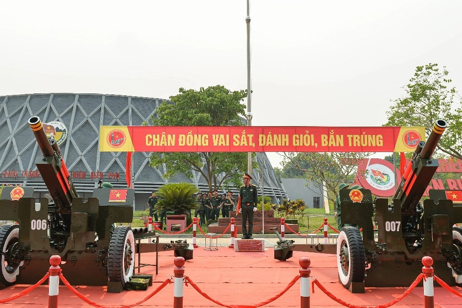 Dàn đại pháo phục vụ lễ kỷ niệm 70 năm Chiến thắng Điện Biên Phủ