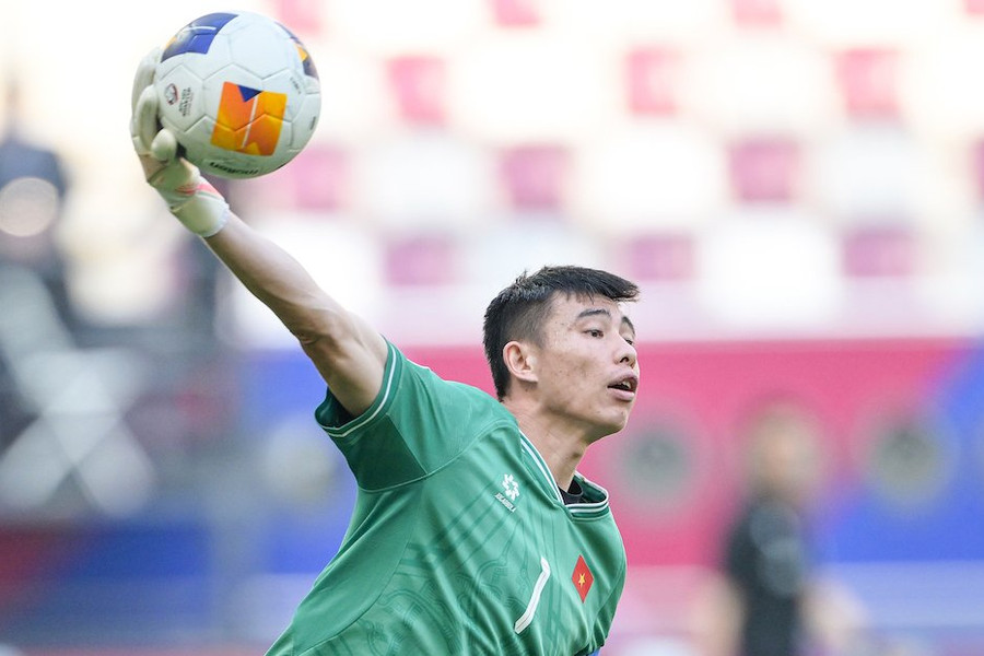 Trọng tài không sai khi thổi phạt đền với U23 Việt Nam