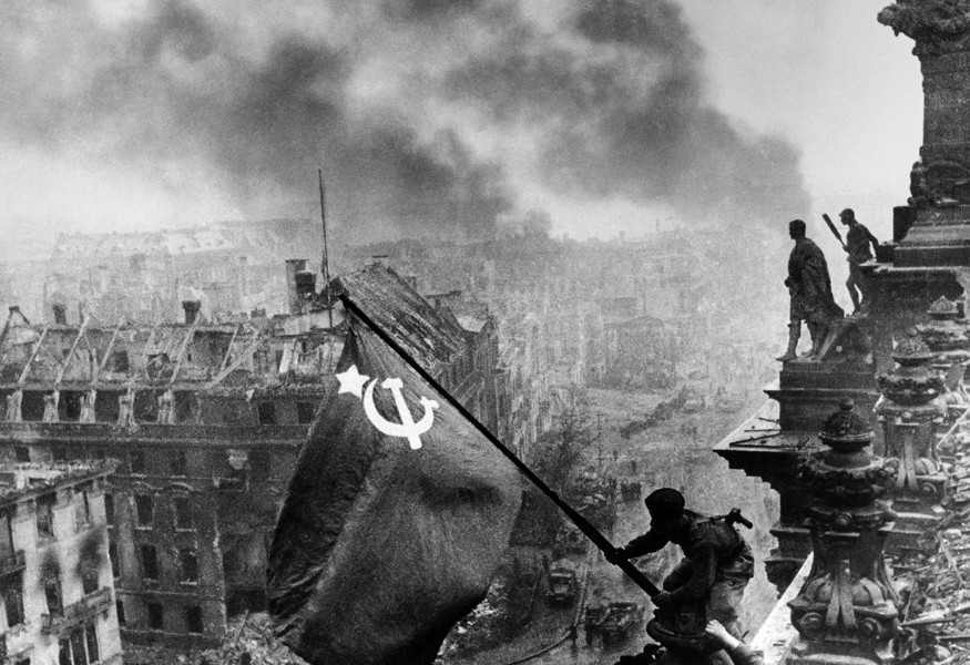 Liên Xô đã 'đơn thương, độc mã' giải phóng Berlin như thế nào?