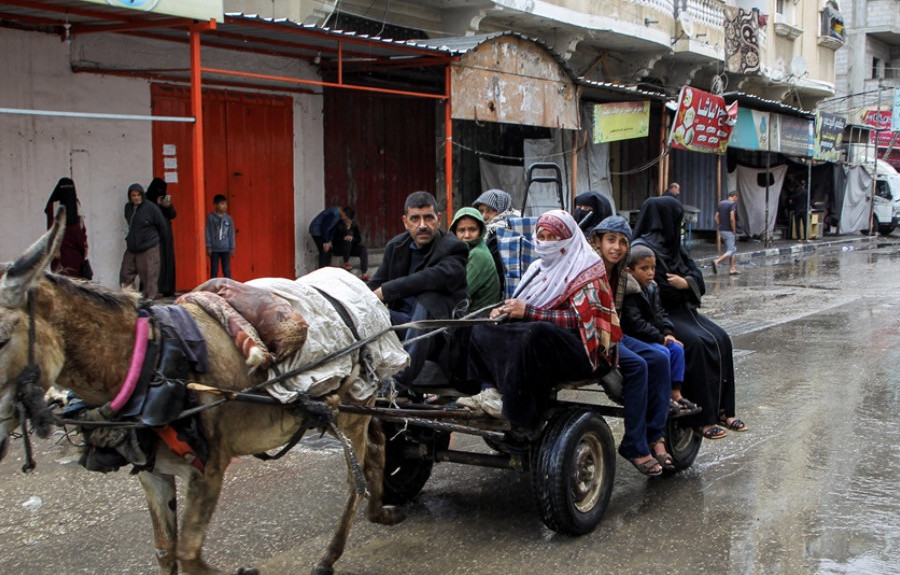 Israel kêu gọi 100.000 người Palestine sơ tán khỏi Rafah
