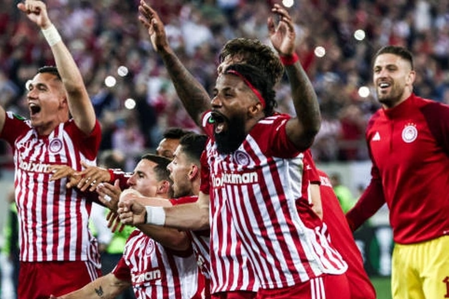 Olympiakos gặp Fiorentina tại chung kết Europa Conference League