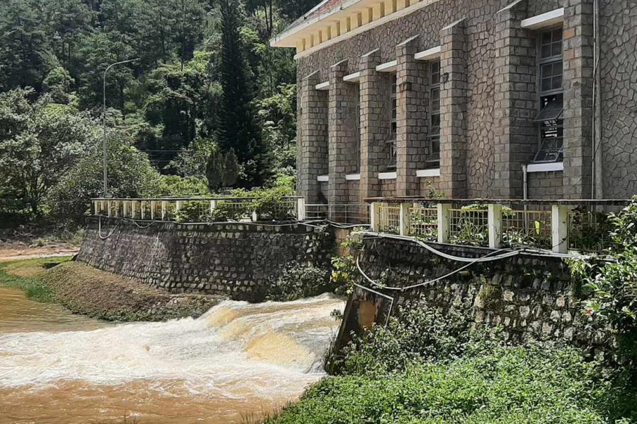 Ankroet - Thủy điện cổ nhất Việt Nam mang kiến trúc độc đáo, thu hút du khách