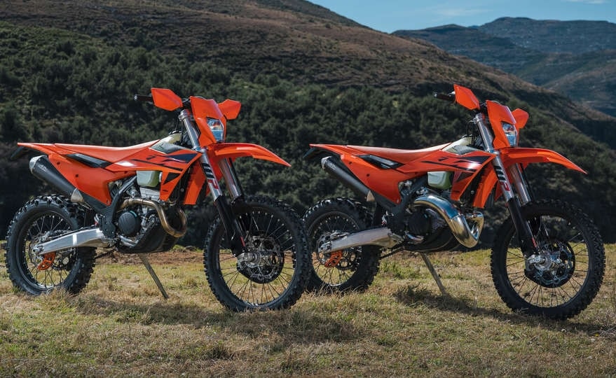 KTM ra mắt loạt xe địa hình enduro đầy mạnh mẽ