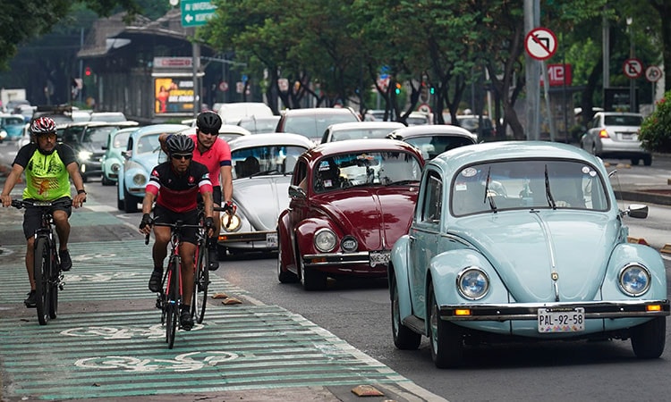 Lễ diễu hành xe cổ Volkswagen Beetle tại Mexico City