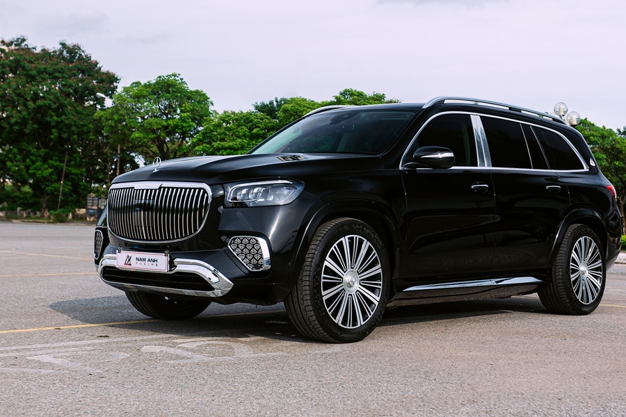 Đại gia Hà Nội chi 750 triệu độ Mercedes-Benz GLS thành siêu SUV Maybach 2024