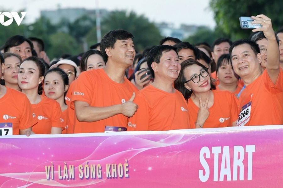 500 people run in response to National Radio Broadcasting Festival 2024