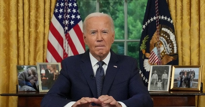 Sức ép gia tăng từ đảng Dân chủ, ông Biden liệu có từ bỏ tranh cử?