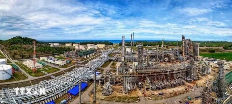 Dung Quat refinery continues to receive crude oil from Dai Hung field