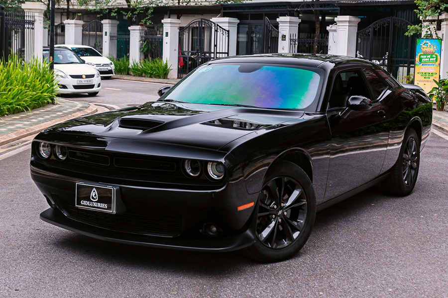 Đi 30.000km, xe cơ bắp Mỹ Dodge Challenger GT 2021 rớt giá gần 1 tỷ đồng