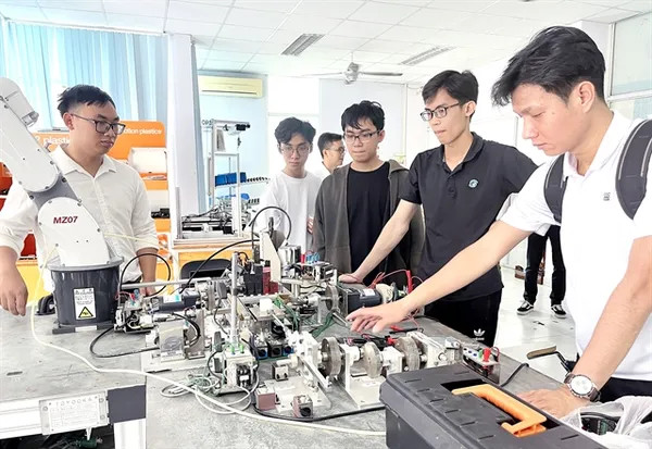 Nurturing talents a top priority as Việt Nam envisions itself as future semiconductor hub