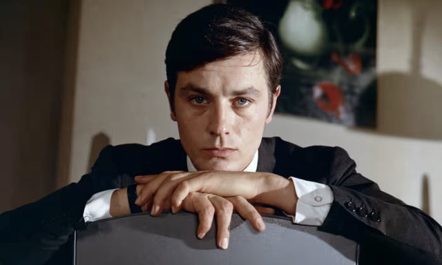 ‘Huyền thoại điện ảnh’ Alain Delon qua đời ở tuổi 88