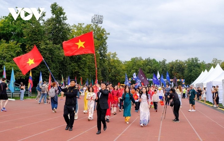 Khai mạc Đại hội thể thao doanh nghiệp quốc tế dành cho người nước ngoài tại Nga