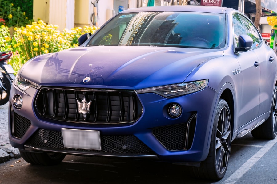 Đi 17.000 km, siêu SUV Maserati Levante từng của Minh 'xí muội' rớt giá 8 tỷ