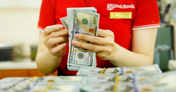 Giá USD lại có diễn biến bất ngờ