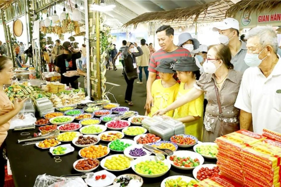 Tourist attractions gear up for National Day holiday