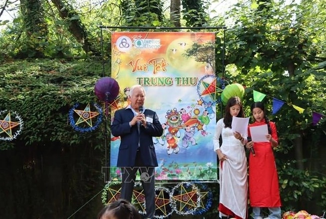 Vietnamese in Brussels celebrate Mid-Autumn Festival