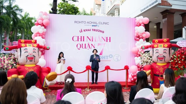 Rohto Aohal Clinic khai trương điểm làm đẹp da theo tiêu chuẩn Nhật tại TP.HCM