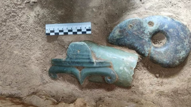 Over 100 Neolithic jade relics unearthed in Inner Mongolia