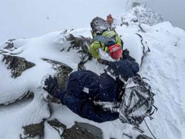 Two Vietnamese climbers rescued on the Matterhorn