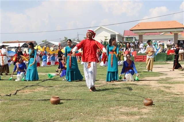 Chăm Brahman people in Ninh Thuận celebrate Kate Festival
