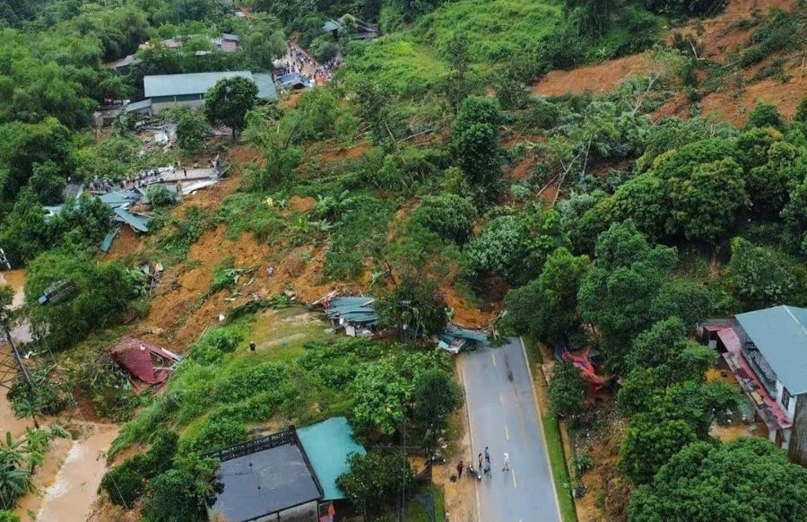 Đảm bảo liên lạc thông suốt phục vụ điều hành, ứng phó với lũ và sạt lở