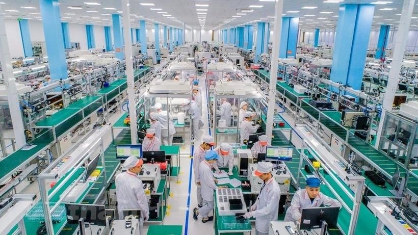 Vietnam posts 7.4 percent GDP growth in Q3