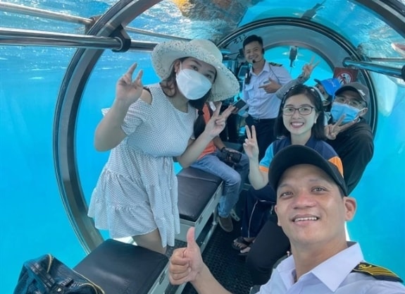 Nha Trang Bay submarine services pilot programme extended to next March