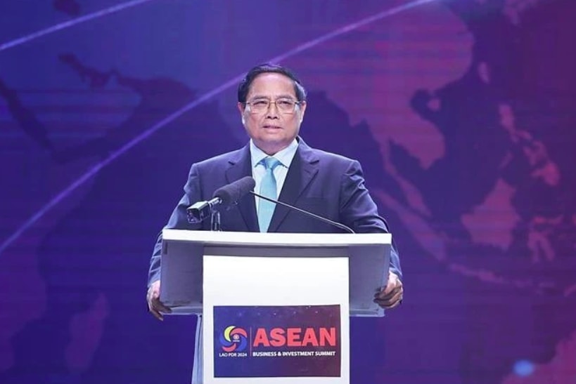 Vietnamese PM delivers speech at ASEAN Business and Investment Summit