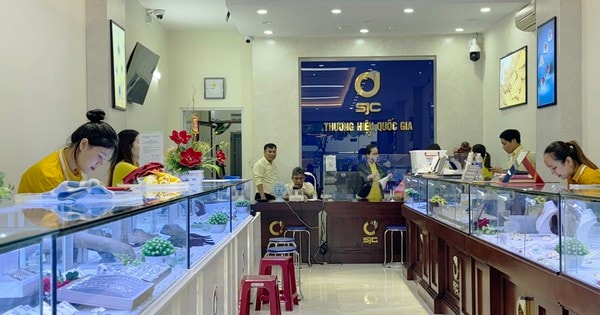 SJC Đà Nẵng mở cửa, khách mua vàng miếng phải đăng ký online