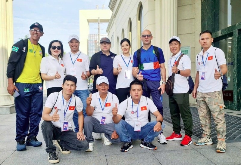 Vietnamese athletes compete at International Slingshot Open