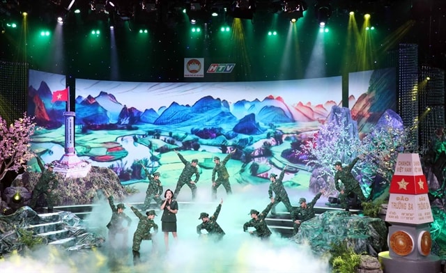 HCM City hosts music gala to raise funds for soldiers protecting Việt Nam borders, islands