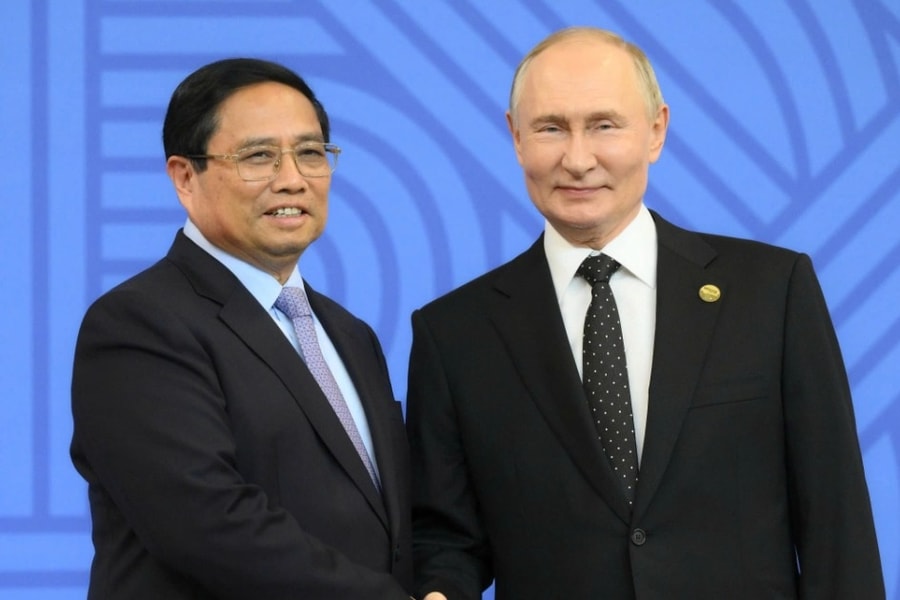 Tổng thống Nga Putin đón lãnh đạo cấp cao các nước dự Hội nghị BRICS