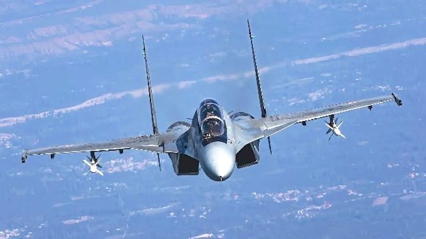 Quân sự thế giới hôm nay (24-10): Iran sẽ sản xuất máy bay chiến đấu Su-30 và Su-35?