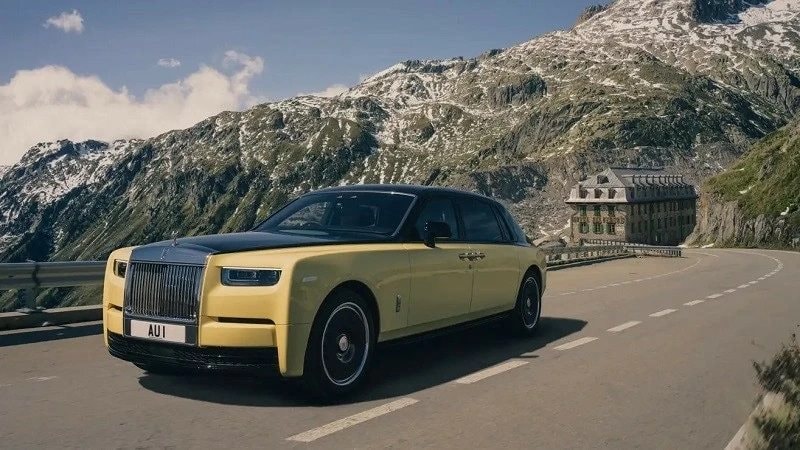 Bản tin Xe cộ 28/10: Cận cảnh Rolls-Royce Phantom VIII ‘Goldfinger’ bản độc nhất vô nhị vừa ra mắt