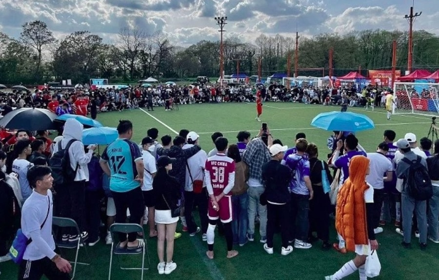 Football tournament held for Vietnamese community in Japan