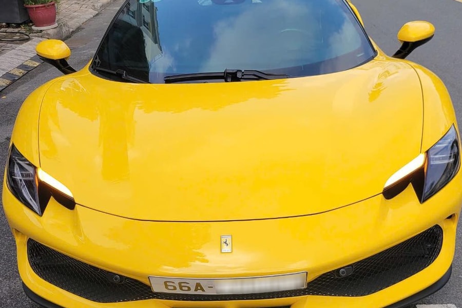 Vừa đi hơn 100 km, siêu xe Ferrari 296 của nữ đại gia Đồng Tháp bán lỗ 3 tỷ