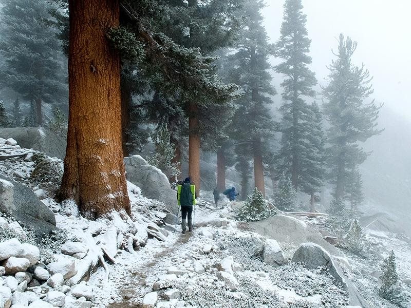 Các đèo phổ biến ở dãy núi Sierra Nevada, California để bạn đi bộ đường dài