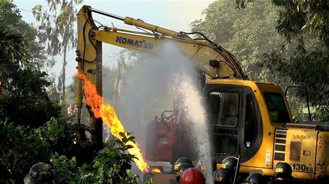 Eight detained after petrol bomb attack following road plans in southern Việt Nam