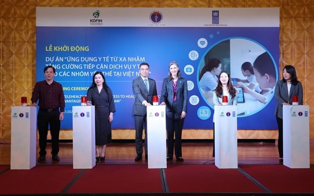 Disadvantaged groups in Việt Nam to benefit from tele-health services