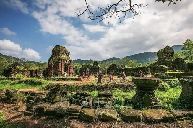 Vietnam promotes cultural heritage values for sustainable future