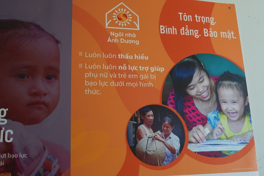 Bảo vệ phụ nữ và trẻ em gái trước nguy cơ bạo lực mạng