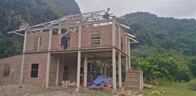 A new home, a fresh start for the poor in Hòa Bình