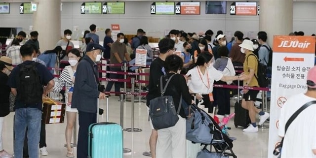 38 Vietnamese tourists failing to board return flight in South Korea, embassy confirms