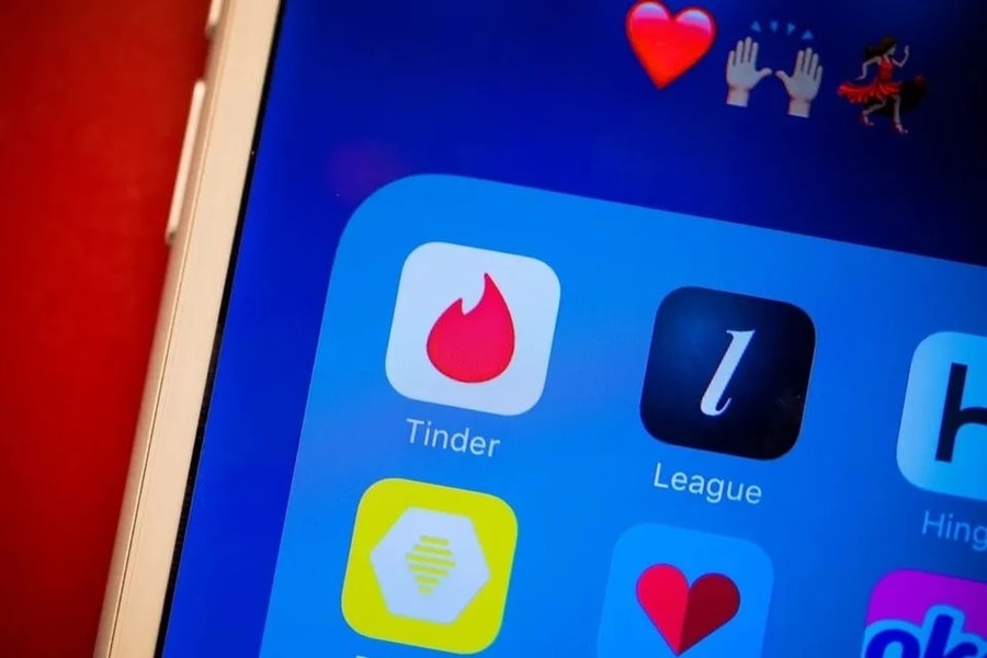 Cách Tinder, Bumble trục lợi từ người tìm tình yêu