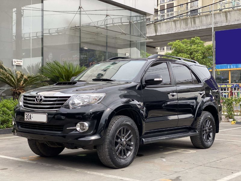 Mua Toyota Fortuner cũ - Giá trị thực sự đằng sau mức giá hấp dẫn