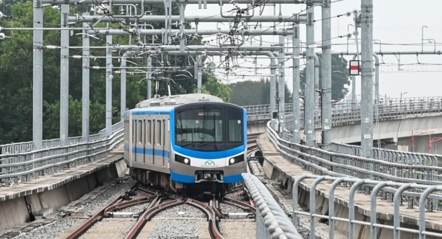 Metro số 1 'chốt' giờ khởi hành chuyến tàu đầu tiên, đúng 10h ngày 22/12