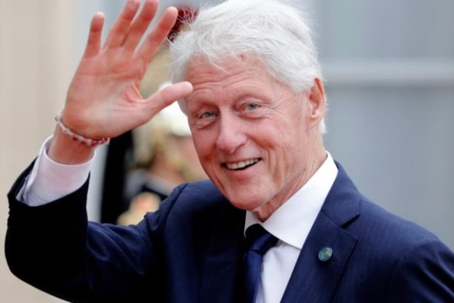 Cựu Tổng thống Mỹ Bill Clinton nhập viện